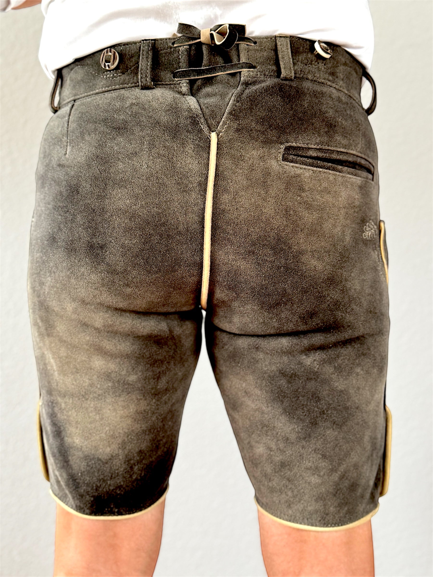 Lederhose Kaiser Old Grey