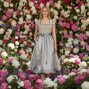 Dirndl Richtige Reihenfolge